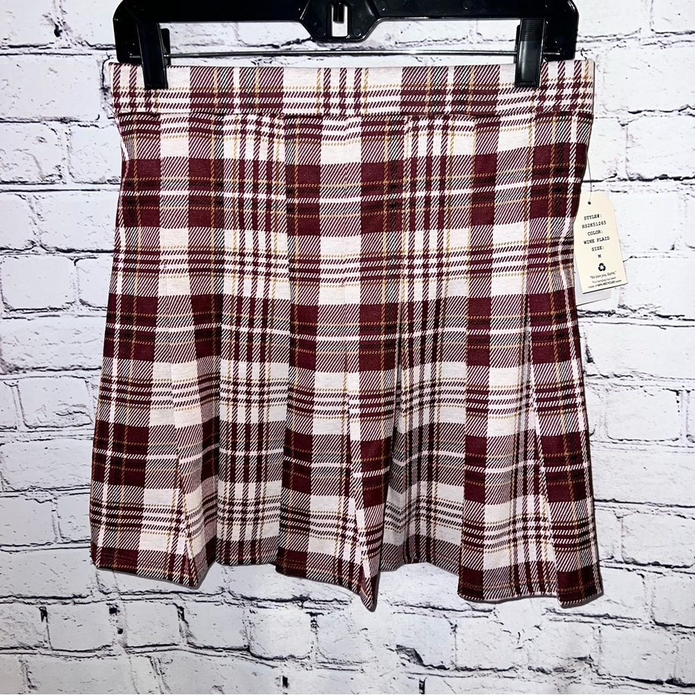 Hippie Rose NWT Varsity Plaid Mini Skirt Size Medium